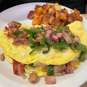 Francesca's On Pawtucket - Not sure of the name, but it was basically a meat lover's omelette and super low-carb and delicious! - American Near Me - Pawtucket, Rhode Island
