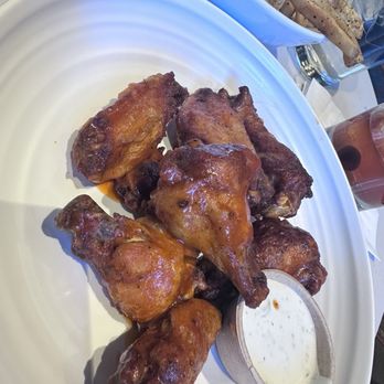 Glenn's Kitchen - Wings - New American Near Me - Atlanta, Georgia