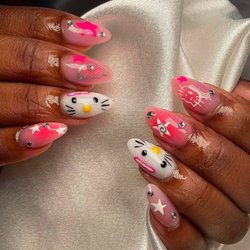 Lavue Nail Lounge