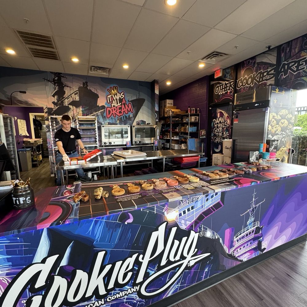Cookie Plug - Interior - Desserts Near Me - Virginia Beach, Virginia Cookie Plug - Interior - Desserts Near Me - Virginia Beach, Virginia