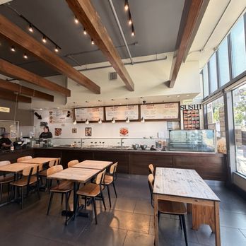 Poke Salad Bar - Inside - Poke Near Me - Pasadena, California Poke Salad Bar - Inside - Poke Near Me - Pasadena, California