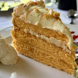 Beauclaire Restaurant - Orange Creamsicle Cake