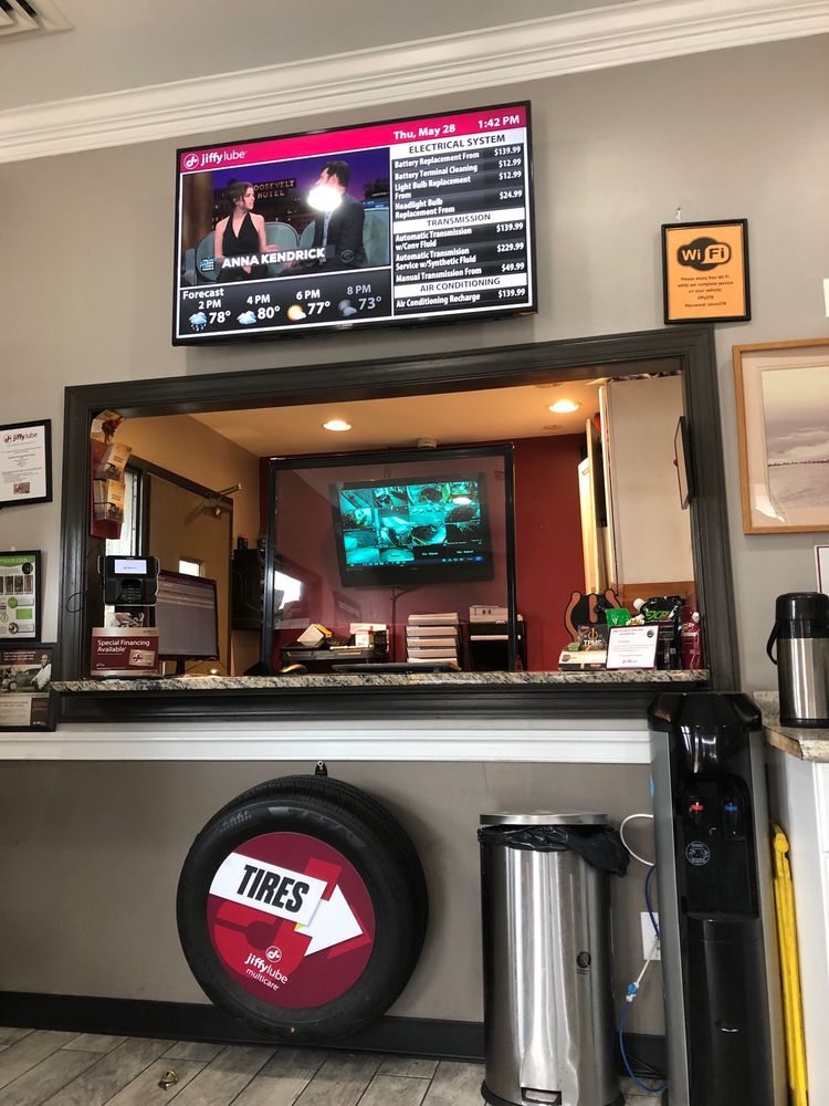 JIFFY LUBE Updated May 2024 10 Photos & 48 Reviews 10519 York Rd