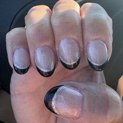 Family Nails - Nails by Vee, got a fill after 4 weeks!