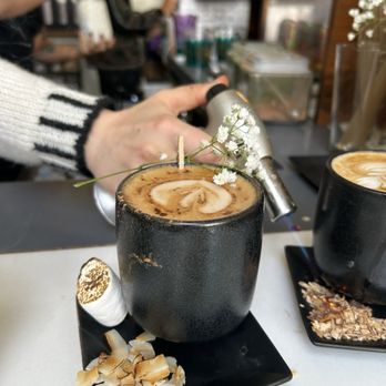 Cajé Coffee Roasters - Haley St - Yemen - Coffee Roasteries Near Me - Santa Barbara, California
