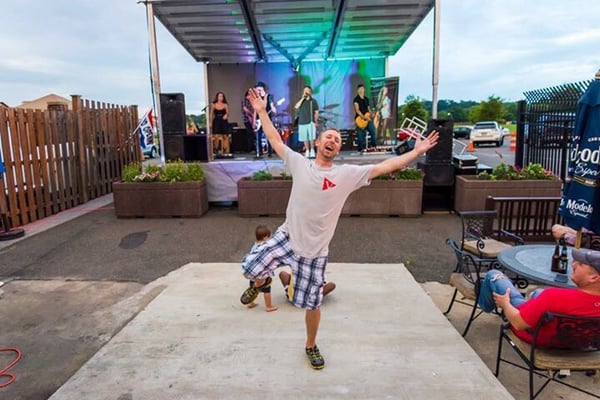 Slip Inn Bar & Grill by null