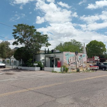 Dot's Diner - Within the Shady Dell - Diners Near Me - Bisbee, Arizona