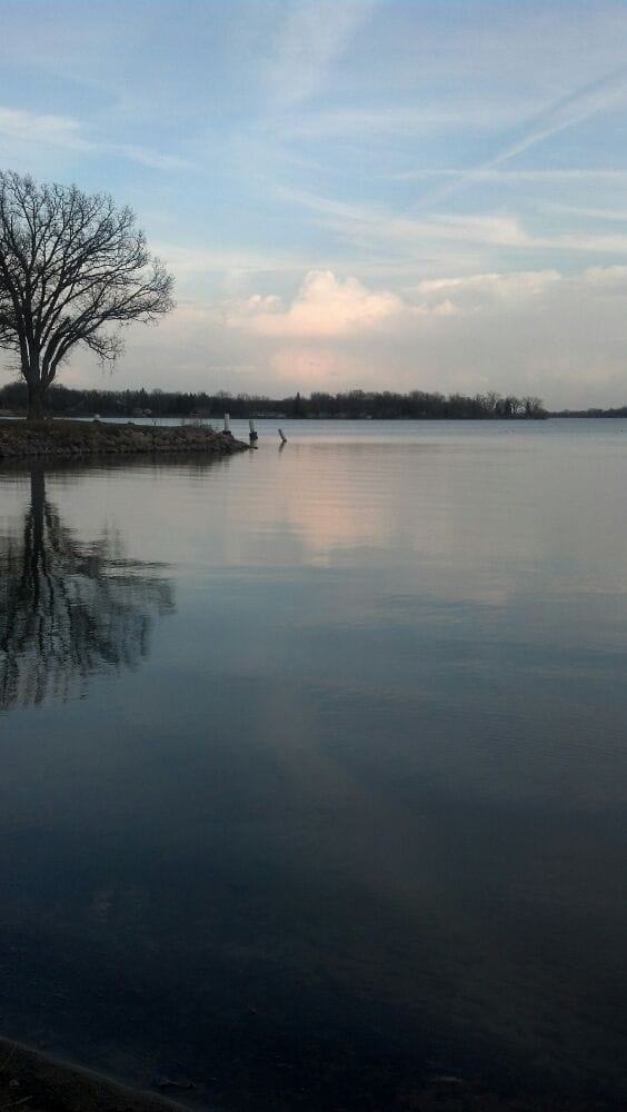 LAKE SHETEK LODGE Updated September 2024 21 Valhalla Dr, Slayton