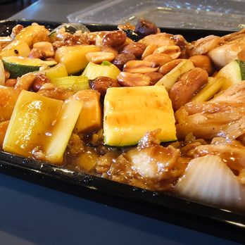 Sun Moon Garden - Kung Pao Chicken - Chinese Near Me - Burbank, California