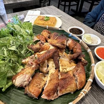 A Nu Quan - G Nng Lu (Whole) - Clay Jar Grilled Chicken (Whole) - Vietnamese Near Me - Garden Grove, California