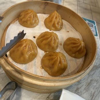 Supreme Dumplings - Crab & Pork Xiao Long Bao (6) - Shanghainese Near Me - Honolulu, Hawaii Supreme Dumplings - Crab & Pork Xiao Long Bao (6) - Shanghainese Near Me - Honolulu, Hawaii