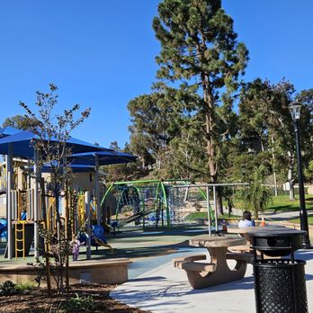 La Colonia Park - Parks Near Me - Solana Beach, California La Colonia Park - Parks Near Me - Solana Beach, California