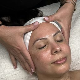 Me getting a facial and pics of my facial party Me getting a facial and pics of my facial party