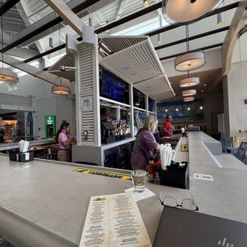 Air Margaritaville - The bar - New American Near Me - Detroit, Michigan