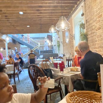 Debi's Restaurant - American Near Me - Savannah, Georgia
