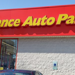ADVANCE AUTO PARTS - Updated December 2024 - 15 Reviews - 2652 W