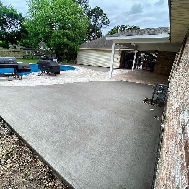 Slide of Exteriors of Texas