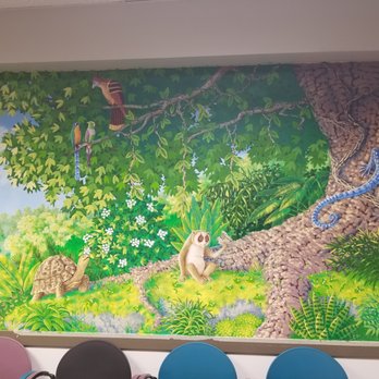 Camelback Pediatrics - One of the walls on the well side waiting room. - Pediatricians Near Me - Phoenix, Arizona Camelback Pediatrics - One of the walls on the well side waiting room. - Pediatricians Near Me - Phoenix, Arizona