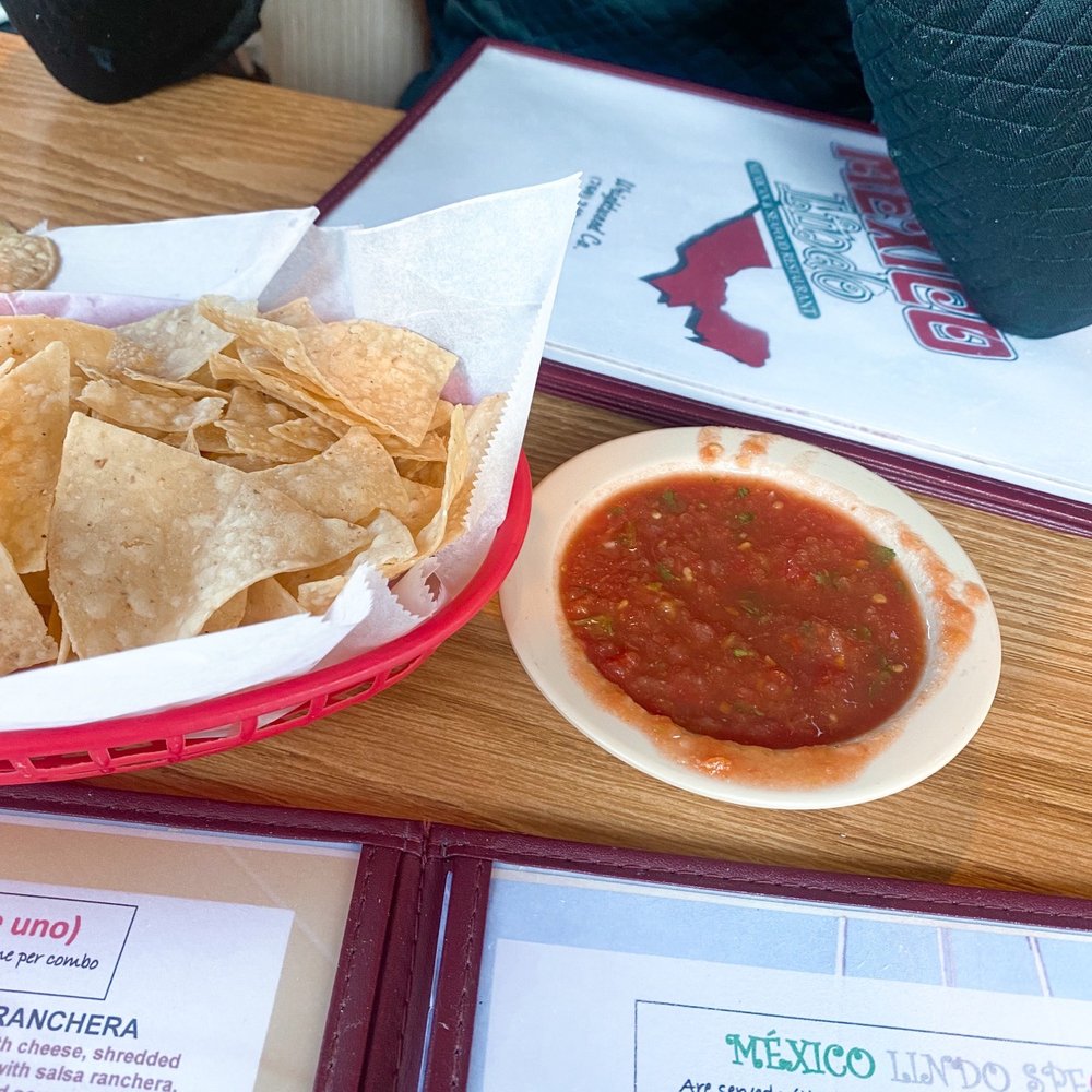 Mexico Lindo & Seafood Restaurant - They always bring you sauce and chips before main meal - Mexican Near Me - Wrightwood, California Mexico Lindo & Seafood Restaurant - They always bring you sauce and chips before main meal - Mexican Near Me - Wrightwood, California