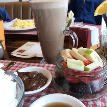 Cafe Landwer - Rutherford & Bathurst - Cafes Near Me - Maple, Ontario Cafe Landwer - Rutherford & Bathurst - Cafes Near Me - Maple, Ontario