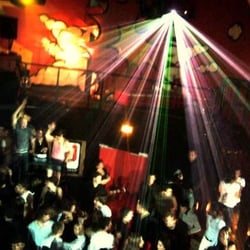 Le Hangar