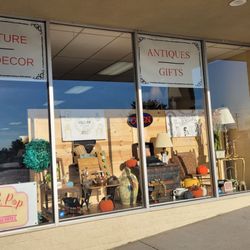 Repeat Boutique
