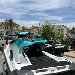 Ride The Wave Jet Skis - Perfect day to ride!