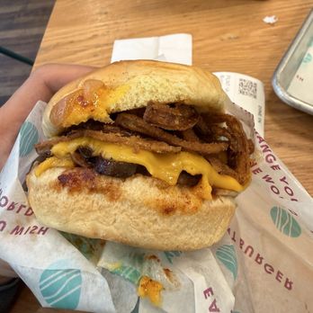 PLNT Burger - PLNT Mushroom BBQ Bacon Burger - Vegan Near Me - New York, New York PLNT Burger - PLNT Mushroom BBQ Bacon Burger - Vegan Near Me - New York, New York
