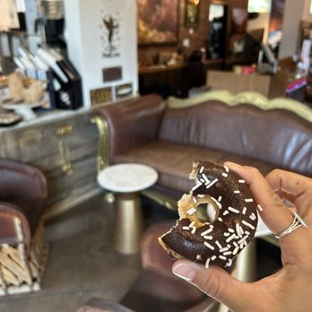 FeelLove Coffee - Coffee & Tea Near Me - Springdale, Utah