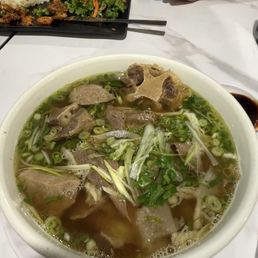 Tu was a great server, food was delicious, came out prompt, it was such a comforting meal. Highly recommend.