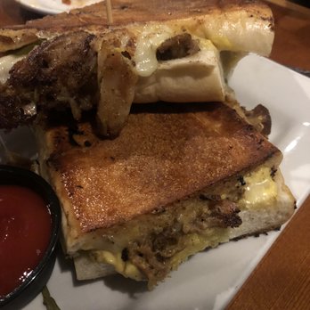 Rustique Pizzeria + Lounge - Cubano - Pizza Near Me - Green Bay, Wisconsin Rustique Pizzeria + Lounge - Cubano - Pizza Near Me - Green Bay, Wisconsin