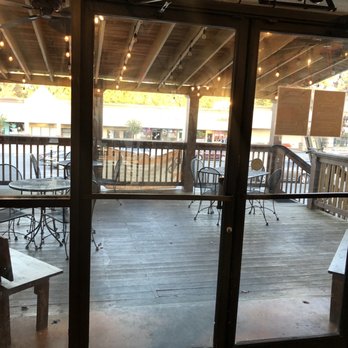 Smitty's Lockdown BBQ - The back patio area - Chicken Wings Near Me - Marietta, Georgia Smitty's Lockdown BBQ - The back patio area - Chicken Wings Near Me - Marietta, Georgia