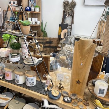 Ikat & Pearls Boutique - Home Decor Near Me - Ojai, California Ikat & Pearls Boutique - Home Decor Near Me - Ojai, California
