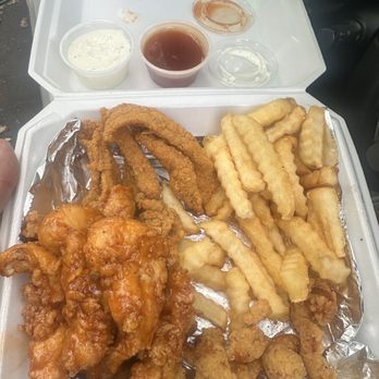 Wings N Things Express - Sweet n spicy tenders, popcorn shrimp, whiting fish, French fries. Variety of taste and options! - Chicken Wings Near Me - Kansas City, Missouri Wings N Things Express - Sweet n spicy tenders, popcorn shrimp, whiting fish, French fries. Variety of taste and options! - Chicken Wings Near Me - Kansas City, Missouri