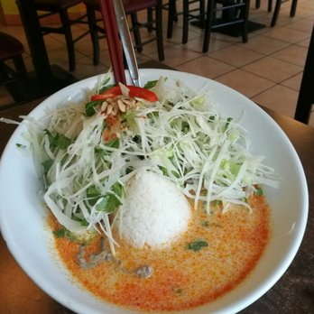 Pho Phan - Peanut red curry with beef - Vietnamese Near Me - Berlin, BE Pho Phan - Peanut red curry with beef - Vietnamese Near Me - Berlin, BE