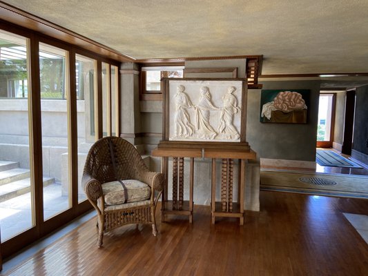 Hollyhock House by null