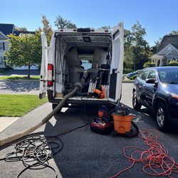 Duct Dogs - Service equipment