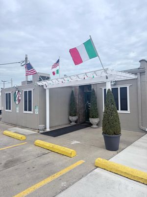 Villa Restaurant and Pizzeria by null