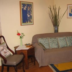 Four Gables - Lounge in Garden Cottage