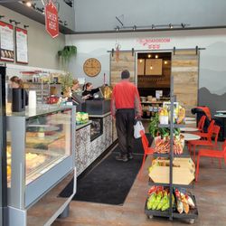 Mavens Market - Dining Area