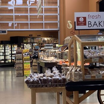 Good Harvest Market - Grocery Near Me - Pewaukee, Wisconsin
