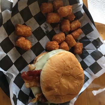 Tailgater's Burger Company - Bacon Cheeseburger & Tots! - Burgers Near Me - Hope, Arkansas Tailgater's Burger Company - Bacon Cheeseburger & Tots! - Burgers Near Me - Hope, Arkansas