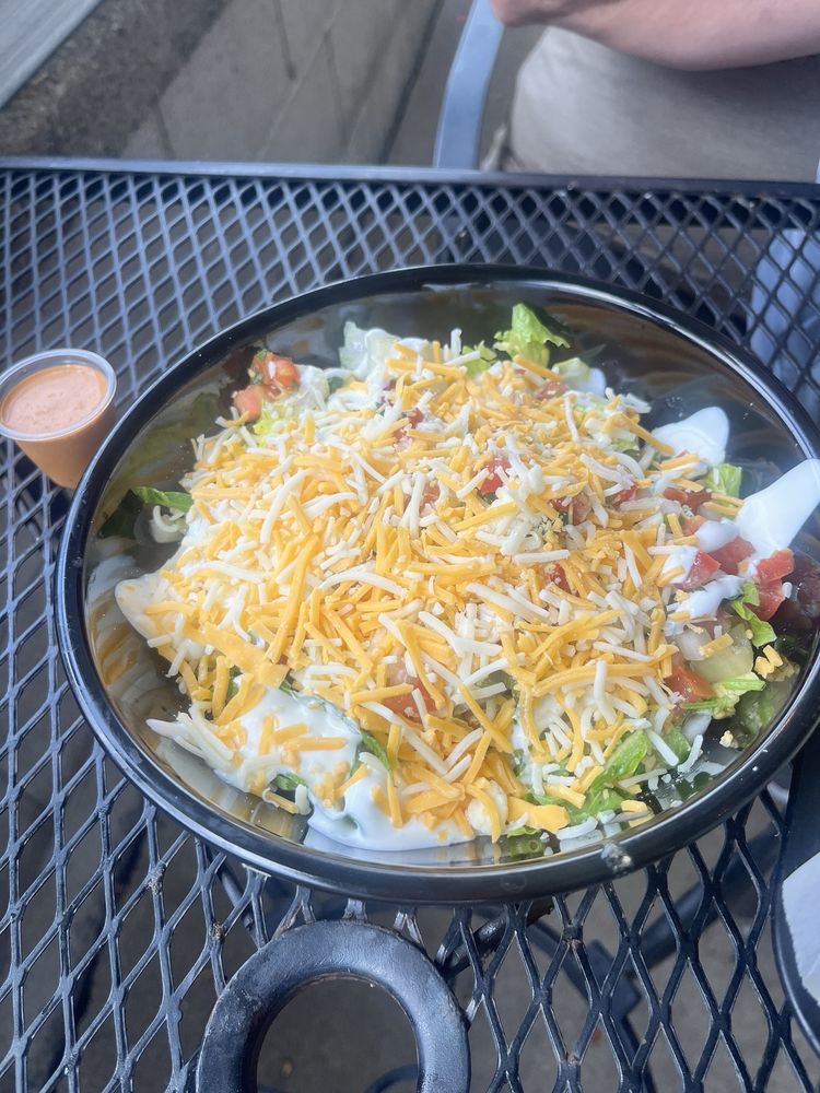 Abuelos Mexican Grill Logo
