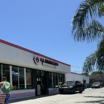La Michoacana Heladeria Tradicional - Outside - Juice Bars & Smoothies Near Me - Long Beach, California