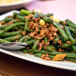 Stir Fried String Beans with Minced Pork (乾煸四季豆): $16.95.