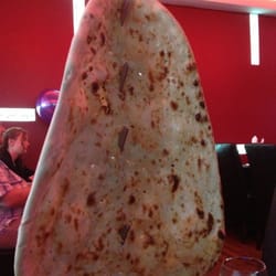 LaLa's Restaurant - Biggest naan bread ever!!