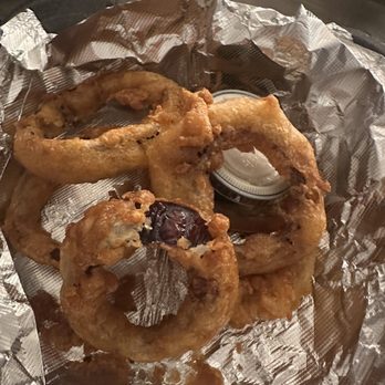 Travis Restaurant - Onion rings - American Near Me - Clinton Township, Michigan