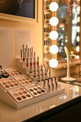 Grove Arcade by null