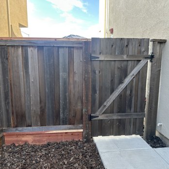 Lot Fence Works - Fences & Gates Near Me - Concord, California Lot Fence Works - Fences & Gates Near Me - Concord, California