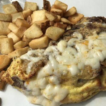 Brunch - Breakfast & Brunch Near Me - Milwaukee, Wisconsin Brunch - Breakfast & Brunch Near Me - Milwaukee, Wisconsin